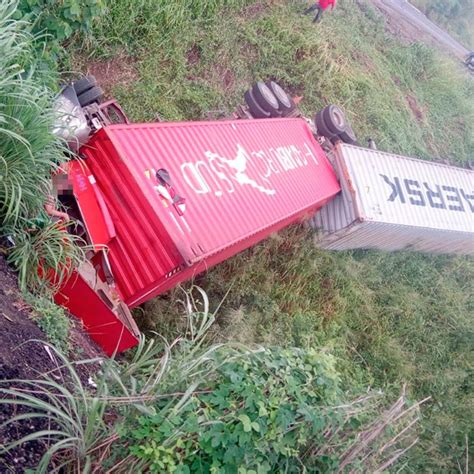 Accidente En La Autopista Siglo Xxi Se Presume Hay Un Muerto