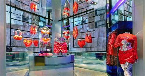 Is Rihanna Taking Her Lingerie Line Savage Fenty X Public