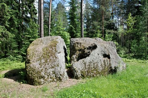 Большой камень достопримечательности - 88 фото