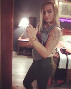 Blonde Vixxen S Homepage On MyFreeCams