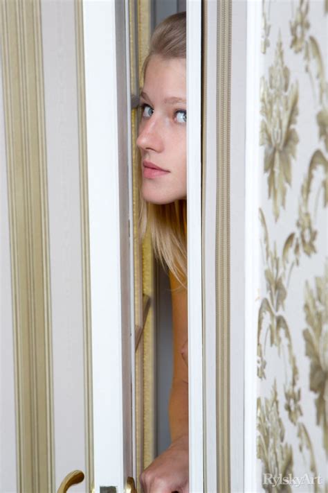 Leggy Firm Nude Blonde Exposed Porn Pictures XXX Photos Sex Images PICTOA