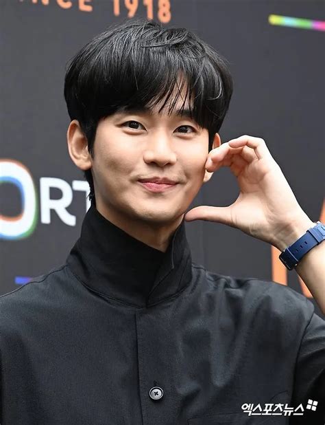 Kim Soo Hyun Si Classifica Al Posto Nella Reputazione Del Marchio