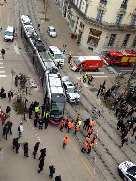 C Te D Or Faits Divers Dijon Important Incident Pr S De La Gare Dijon