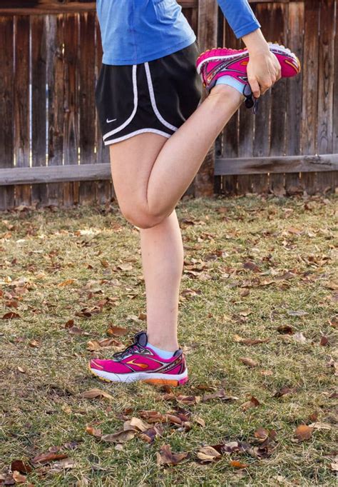 5 Stretches for Runners - Recipe Runner