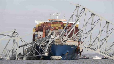 Baltimora Lincidente Della Nave Cargo E Il Ponte Crollato