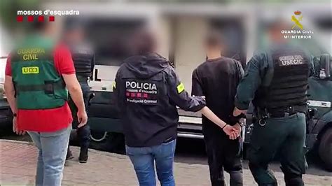 La Guardia Civil y los Mossos detienen en Madrid a un hacker que robó