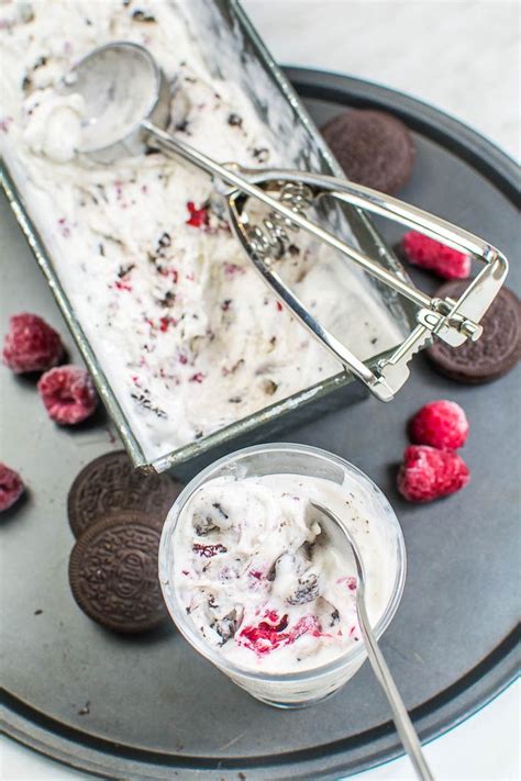 Veganes Eis Mit Oreos Und Himbeeren Rezept Veganes Eis