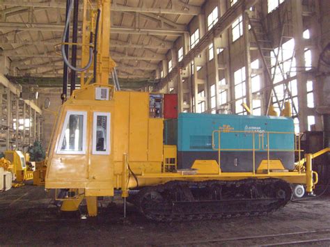 Буран-1 – буровой станок ударно-вращательного бурения