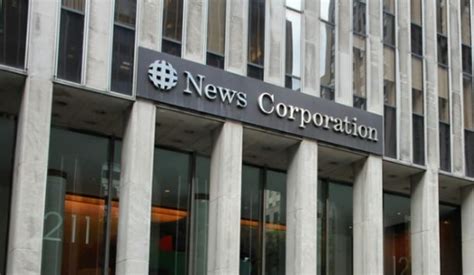 Rupert Murdoch Scraps Plans To Reunite Fox And News Corp Nasdaq Foxa