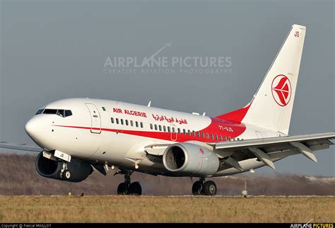 7t Vjs Air Algerie Boeing 737 600 At Paris Charles De Gaulle