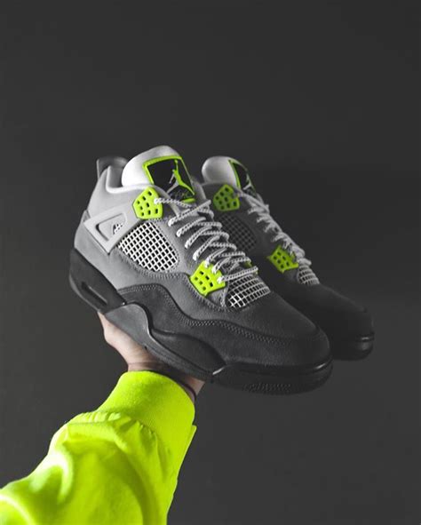 Air Jordan 4 Retro Neon Green Air Max 95 Women Shoes Sneakers Jordans