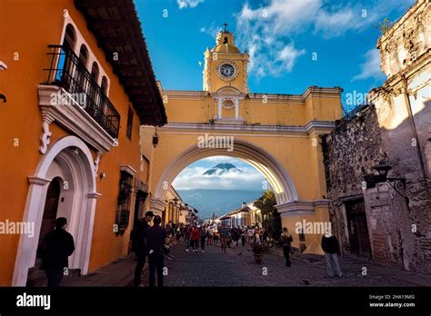 santa catalina arch antigua guatemala stock photo alamy