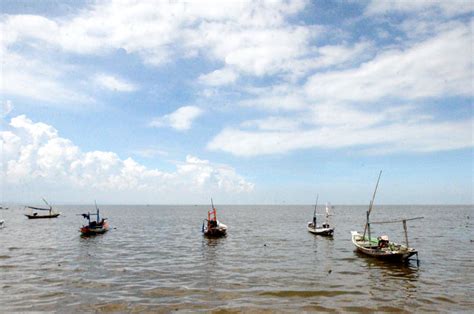 Liburan Di Pantai Kenjeran Suara Surabaya