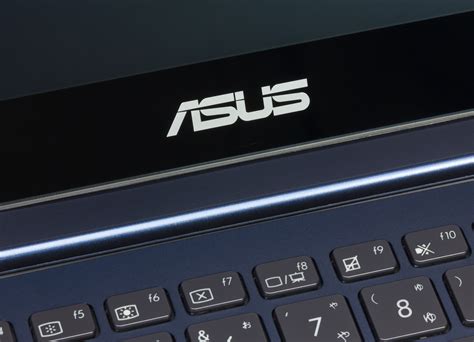 Обзор стильного тонкого и легкого ноутбука Asus ZenBook 13 UX331UN