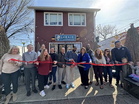 La'Baik Mediterranean Restaurant Opens in Del Ray Neighborhood