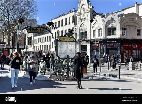 Anvers Métro Station Montmartre Paris France Stock Photo Alamy