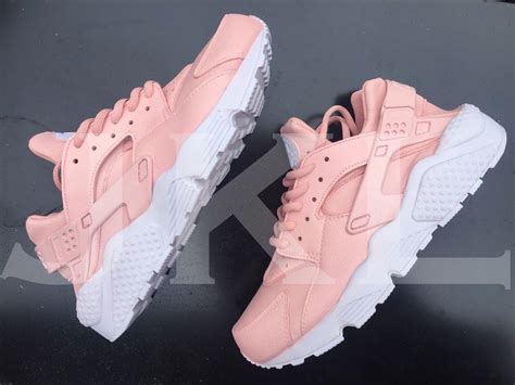 Venta > zapatillas adidas huarache > en stock