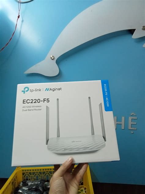 Bộ phát Wifi TP-link Aginet EC220-F5 4 ăng ten