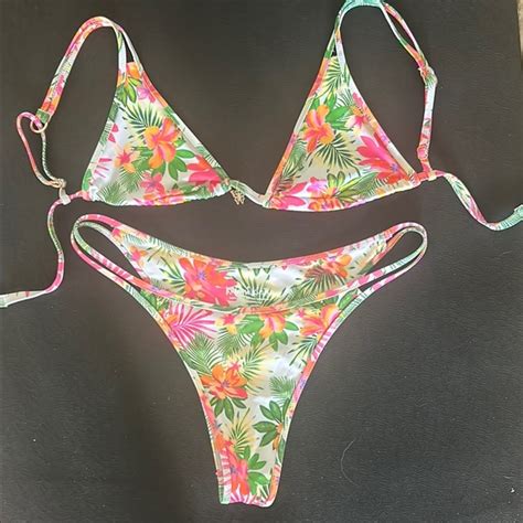 Kulani Kinis Swim Kulani Kini Tropical Floral Bikini Set Poshmark