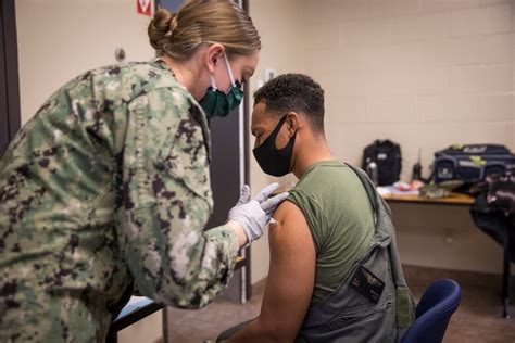 MCAS Yuma Marines Receive The Vaccine Marine Corps Air Station Yuma