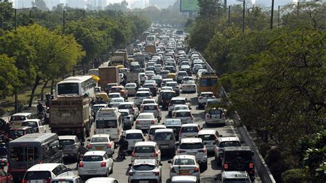 Farmers Protest Massive Traffic Jams Halt Traffic On Delhi Noida