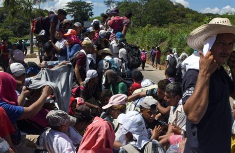 Honduras Carovana Di Migranti Haitiani Africani E Cubani Verso Il