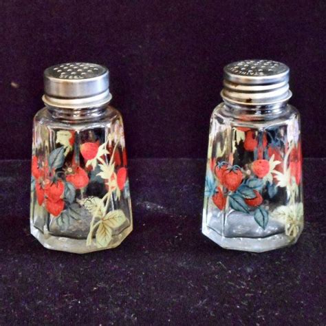 Vintage Gemco Glass Salt Pepper Shakers With Strawberry Decoration