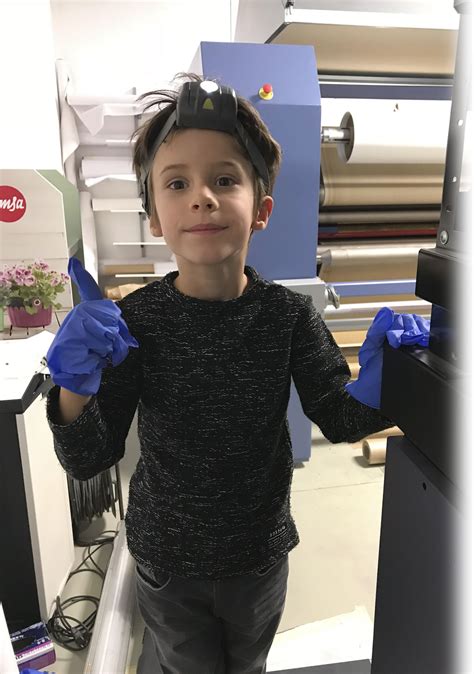 About Us And Our Mission - Industrial Inkjet Digital Printers Gongzheng