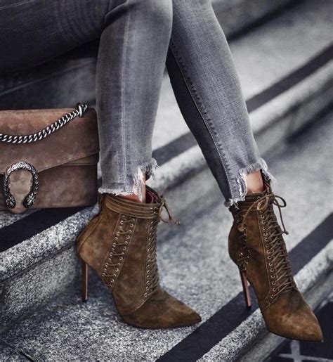 Тренды женской обуви осень-зима 2024-2025: модели, новинки | Booties ...