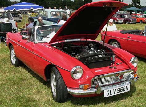 GLV 966N 1975 MGB Roadster Nivek Old Gold Flickr