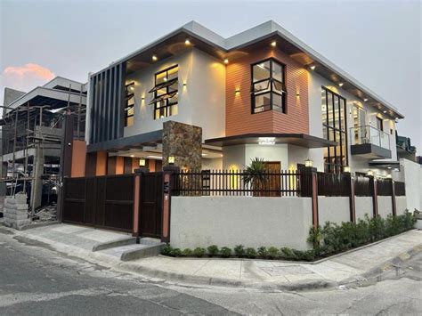 Brandnew Modern House For Sale in BF Resorts Village Las Piñas City