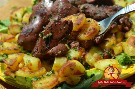 Cuisson Poelee De Foies De Volailles Confits Et Pommes Terre Petits