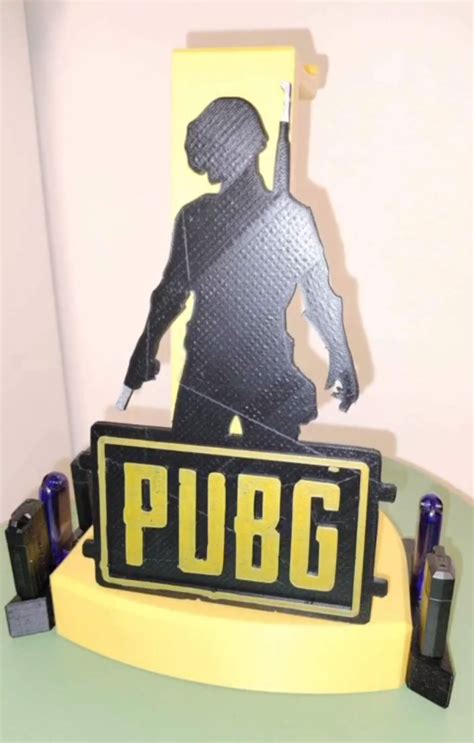 Stl File Headset Holder And Smartphone Pubg 📱・3d Printable Model To Download・cults