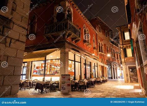 Street View at Night in Venice, Italy Editorial Image - Image of ...