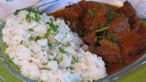 Carne Estofada Al Pimenton Con Arroz