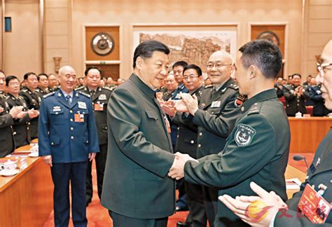 【聚焦兩會】習近平：實施軍民融合 強軍必然選擇 香港文匯報