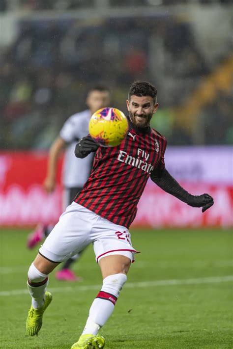 Ac Milan Dice Argentino Musacchio Se Sometió A Cirugía De Tobillo Será Baja Por Unos 4 Meses