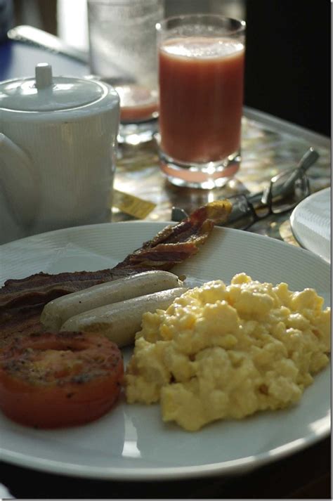 Breakfast at Marina Bay Sands and lunch at Jumbo Seafood, Singapore ...