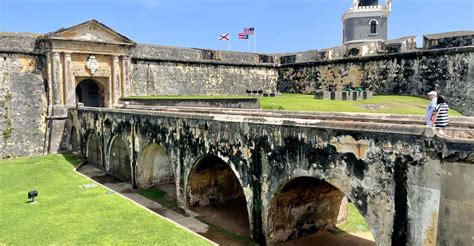 San Juan Entrada Al Fuerte Del Morro Y Recorrido A Pie Por El Casco