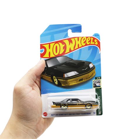 Ch I M H Nh Si U Xe Hot Wheels C Matt And Debbie Hay S Fahasa