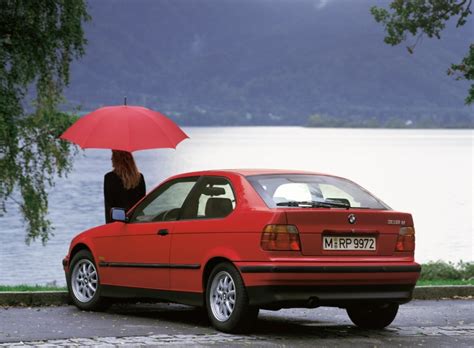 Remembering The 25 Worst Cars Bmw Ever Made Motor Junkie