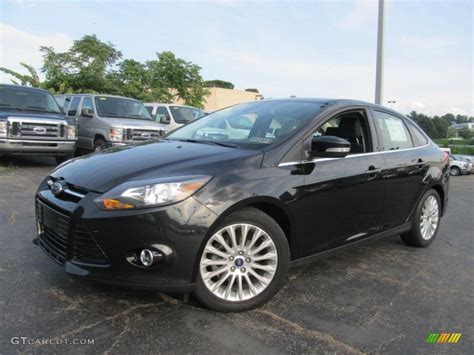 Tuxedo Black Metallic Ford Focus Titanium Sedan Photo