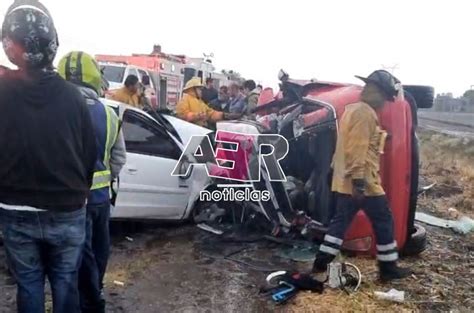 Choque Frontal En La Carretera Salamanca Valle De Santiago Mueren Dos