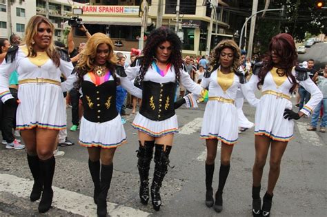 Elcuara Desfile Del Orgullo Gay