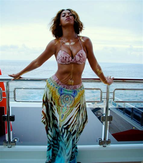 Beyonce Shares New Bikini Pics From Luxury Vacation