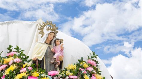 Virgen Del Carmen Oraciones Historia Y Una Novena