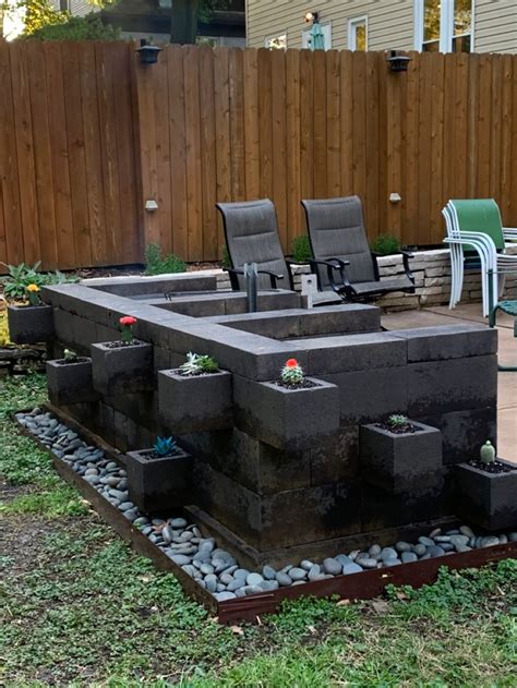 BBQ PIT | Small backyard pools, Outdoor barbeque area, Fire pit backyard