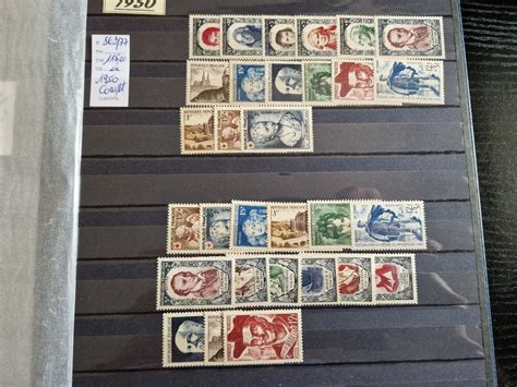 Classeur Contenant Un Stock De Timbres De France Neufs Sans