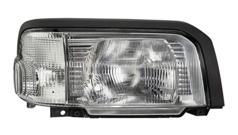 Maruti Suzuki Super Carry Headlight For Automobile Industry Right At