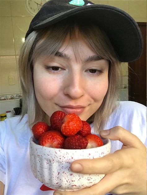 fy on Twitter Quote your blonde era já houve eras